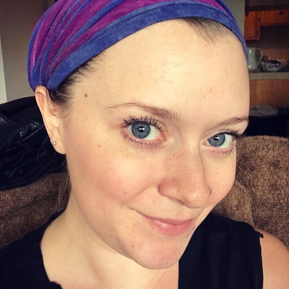 Meet your Posher, Whitney - Picture 1 of 1